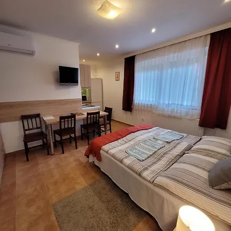 Zoe Apartment Siofok